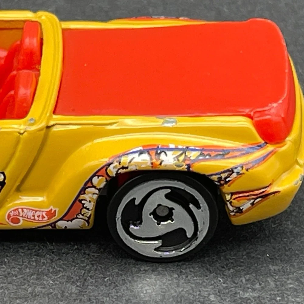Hot Wheels Snack Time Dodge Sidewinder Car Yellow Diecast 1/64 Pop Corn Loose